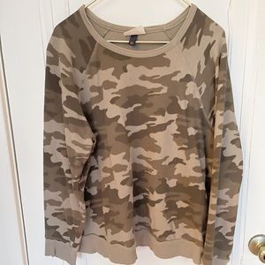 Universal Thread Camouflage Sweatshirt
